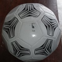 Продавам 6 оригинални футболни , снимка 9 - Футбол - 42959302