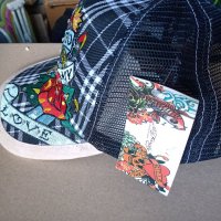 Детска шапка с козирка , снимка 5 - Шапки, шалове и ръкавици - 40140589