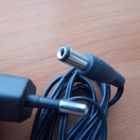 Захранващ кабел за рутер , снимка 2 - Кабели и адаптери - 43475501