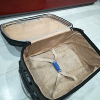 Куфар с колелца и телескопична дръжка , снимка 11 - Куфари - 43105316