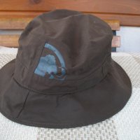 Лятна шапка Mammut, снимка 2 - Други спортове - 28592236