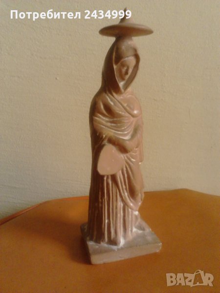 Продавам статуетка, снимка 1