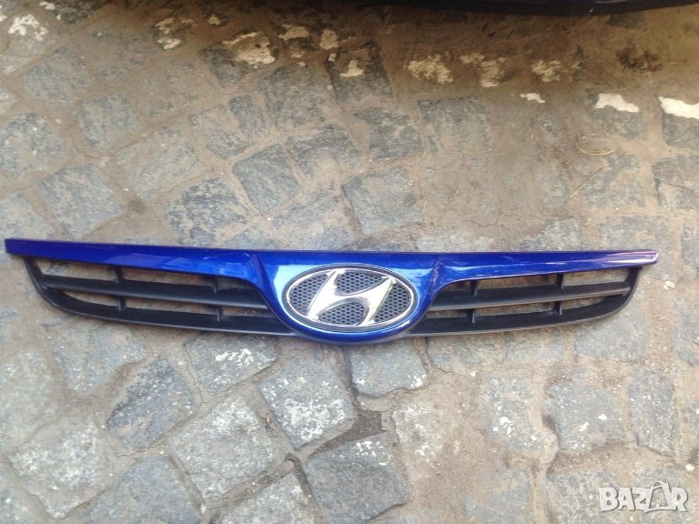 Продавам синя декоративна решетка горна за хюндай и20 hyundai i20 2009-2012г., снимка 1
