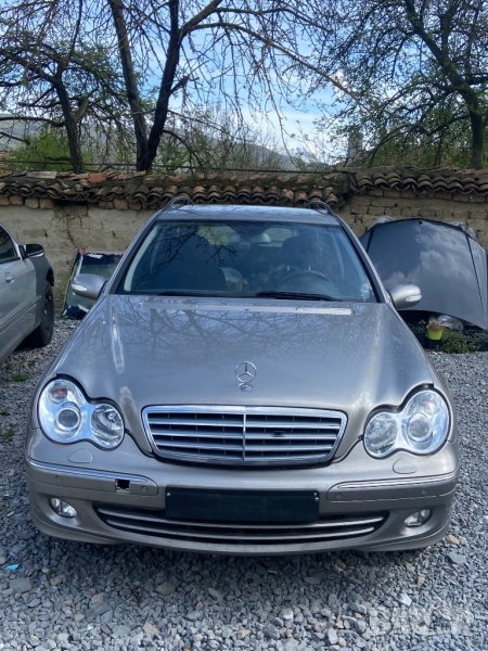 Mercedes C 220 CDi 150к.с. Фейслифт , ксенон, подгрев , дпф 2006г. На 160.000км.  НА ЧАСТИ om646 , снимка 1