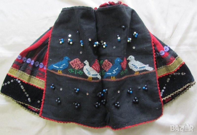 19 век Фолк Арт Вълнен Детски Костюм, снимка 1