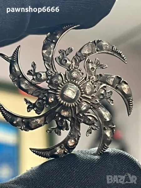 Античен османски медальон от 19-ти век с диаманти (8K злато), снимка 1