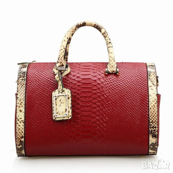 Дамска чанта с декорация от бяла змийска кожа, снимка 1