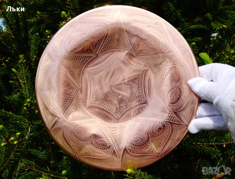 Гравирана медна чиния 24 см.,медно плато., снимка 1