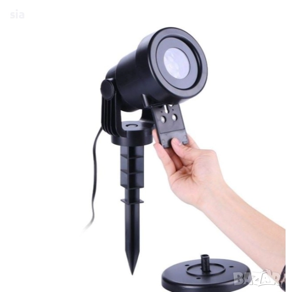 Коледен прожектор с 4 модела на Коледни картинки, снимка 1