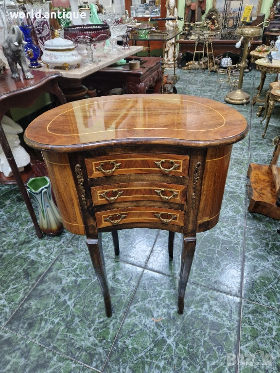 Страхотен антикварен френски скрин шкаф комод , снимка 1