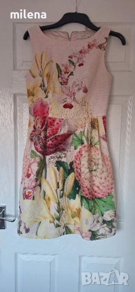 Ted Baker красива рокля 2/М размер, снимка 1