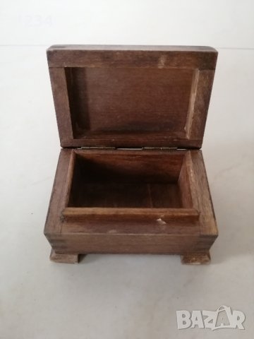 Малка дървена кутийка 8 х 5.5 h 5 см. , снимка 2 - Други стоки за дома - 32535675