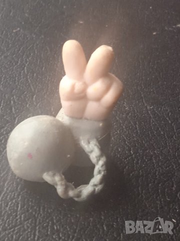 Ръка с Окови - колекционерска фигурка, снимка 2 - Колекции - 43331231