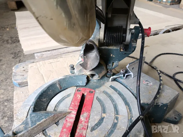 Циркуляр за рязане чрез потапяне Bosch Professional GCM 10 MX Professional, снимка 4 - Циркуляри - 50235099