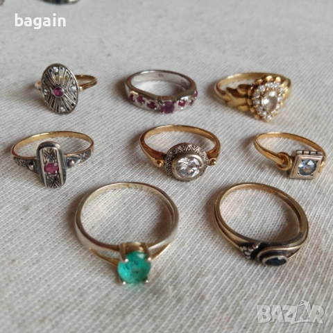 Сребърни пръстени с рубини, сапфир, аквамарин и позлата.