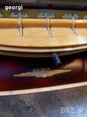 Съветско лампово радио Звезда 54, снимка 10 - Колекции - 40020863