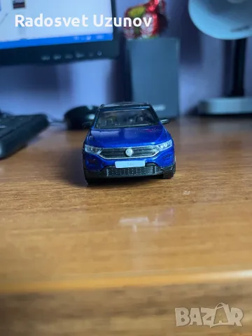 Метална количка Vw T-roc, снимка 3 - Коли, камиони, мотори, писти - 50110359