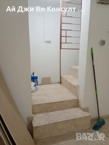 Магазин под наем в Центъра, снимка 9 - Магазини - 52731909