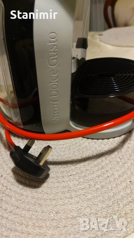 Кафемашина Nescafé Dolce gusto, автоматична , снимка 6 - Кафемашини - 53568347
