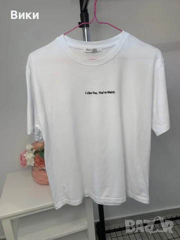 Тениска в размер S, но е овърсайз подходяща и за М и L, снимка 3 - Тениски - 50918241