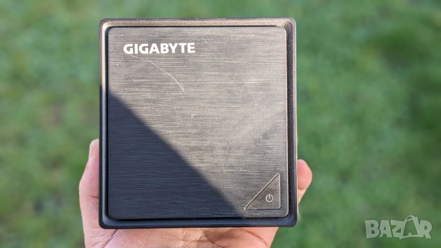 мини компютър GIGABYTE GB-BPCE-3350C - 4Gb ram - 120Gb SSD, снимка 1 - За дома - 43347695