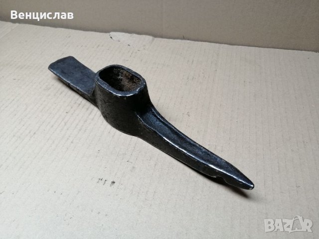 Стара Кована Кирка / 1,5 кг. , снимка 1 - Градински инструменти - 37241503