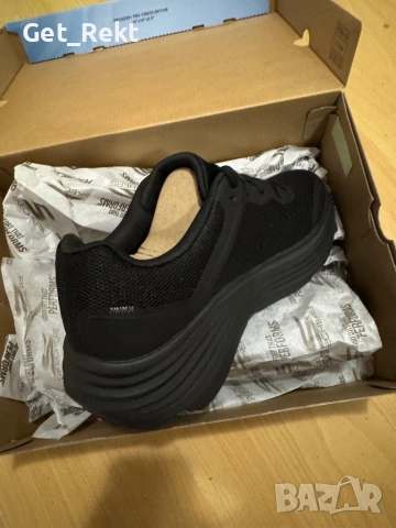 Обувки skechers нови, снимка 5 - Маратонки - 51477760