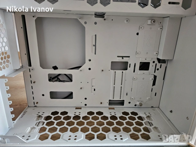 InWin 307 ARGB | ATX, Mico-ATX, Mini-ITX | USB Type C |Кутия за компютър| Mid Tower Computer PC Case, снимка 5 - Захранвания и кутии - 53250695