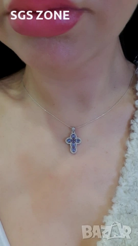 Нежен кръст с естествен танзанит