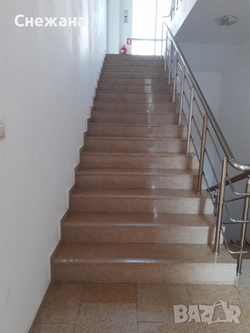 офис на 1-ви етаж на главна улица подходящ И за живеене И инвестиция, снимка 7 - Други - 52329536