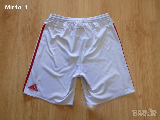 футболни къси панталони bayern juventus adidas paris saint germain psg nike feyenoord шорти оригинал, снимка 12 - Спортни дрехи, екипи - 51819588