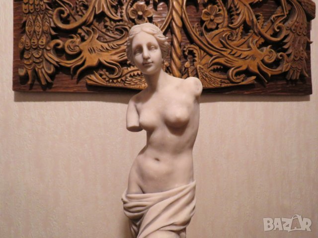 Голяма стара  скулптура, еротика  Венера Милоска - Афродита - Богинята на любовта - 18+, снимка 5 - Декорация за дома - 27959925