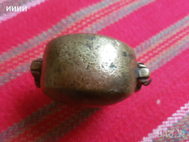 Бронзова кутийка за евзи фишеклък , снимка 3 - Антикварни и старинни предмети - 53248884