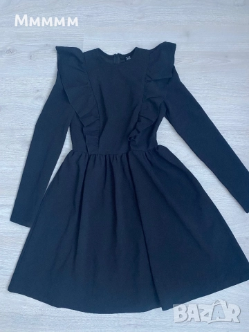 Рокля XS, снимка 3 - Рокли - 52970073