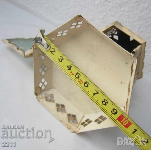 Свещници: Кораб и Стар ажурен градински фенер, свещник, за свещ ламарина метал, стъкло, снимка 4 - Антикварни и старинни предмети - 28874093