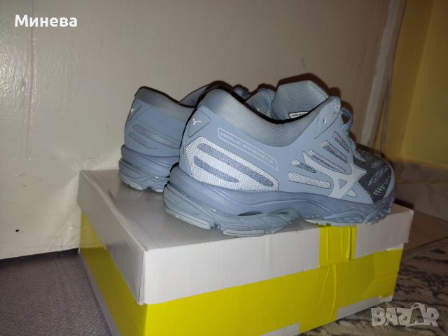 Маратонки Mizuno , снимка 2 - Детски маратонки - 38066374