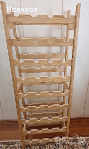 Продавам стелаж за вино