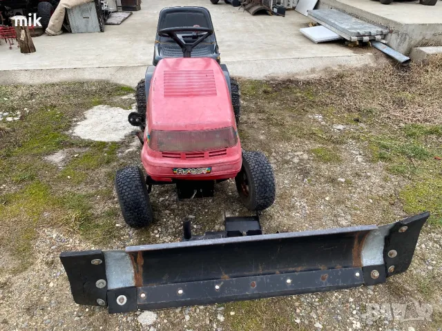 Трактор Снегорин с гребло за сняг, снимка 4 - Селскостопанска техника - 48591148