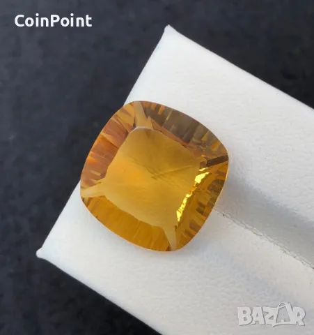 Цитрин много голям 