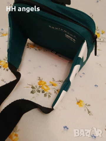 ADIDAS ORIGINALS Мъжка чанта през кръста EQT, снимка 5 - Чанти - 52682928