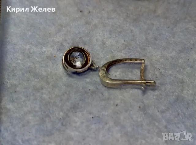 ШАРМАНТНА АНГЛИЙСКА СКЪПОЦЕННА ОБЕЦА СРЕБРО 925 с ПРЕКРАСЕН ЮВЕЛИРНО ФАСЕТИРАН ИСКРЯЩ ЦИРКОН 27414, снимка 7 - Обеци - 49704368