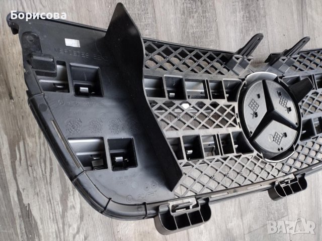 Продавам елементи от решетка за Мерцедес Mercedes GL450 GL350. , снимка 6 - Части - 43883981
