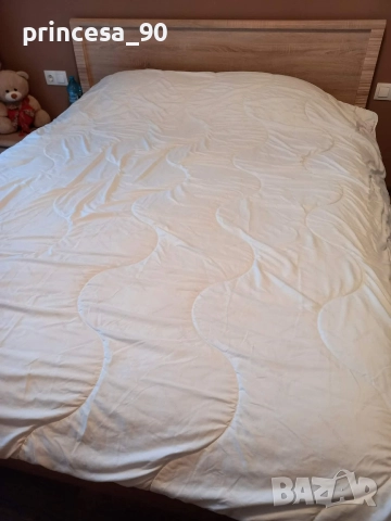 Завивка екстра топлеща 200/220, снимка 2 - Олекотени завивки и одеяла - 52902390