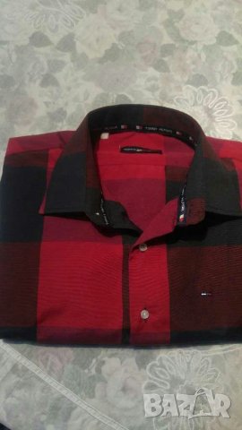Оригинална мъжка риза "Tommy Hilfiger " - L и още една в синьо- черно каре, снимка 1