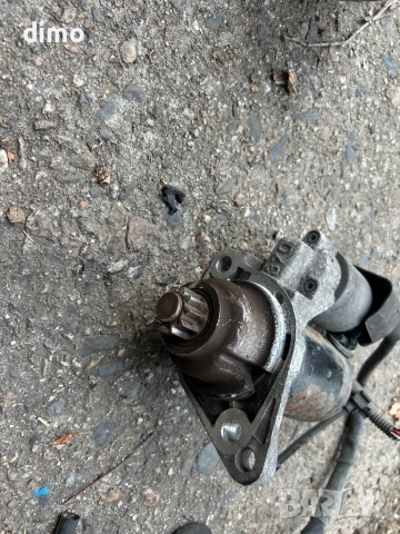 стартер VW Touran Golf Passat Caddy Seat Skoda Audi 1.6i, снимка 2 - Части - 51690833