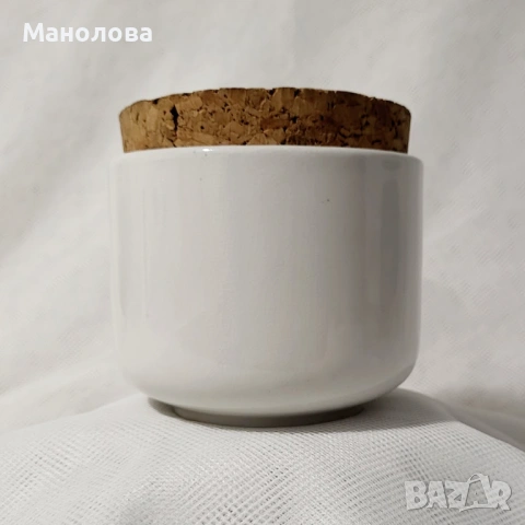 Порцеланов буркан с коркова тапа Rösler, снимка 3 - Аксесоари за кухня - 53137554