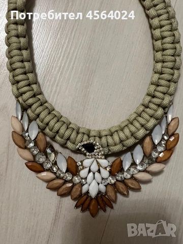 Колие, снимка 3 - Колиета, медальони, синджири - 52123177