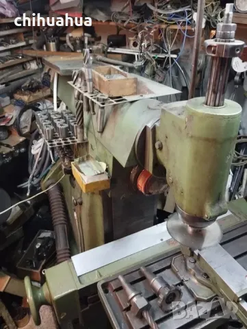 Фреза - немска инструментална / универсална с пълно оборудване + въртяща маса и делителен апарат+++, снимка 2 - Други машини и части - 48261510