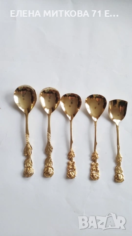 Комплект десертни прибори декор "Хилдесхаймска роза" от 17 части, снимка 9 - Прибори за хранене, готвене и сервиране - 53407483