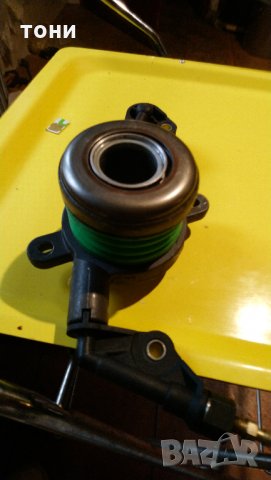  Лагер помпа за Mercedes за съединител, снимка 4 - Части - 32654153